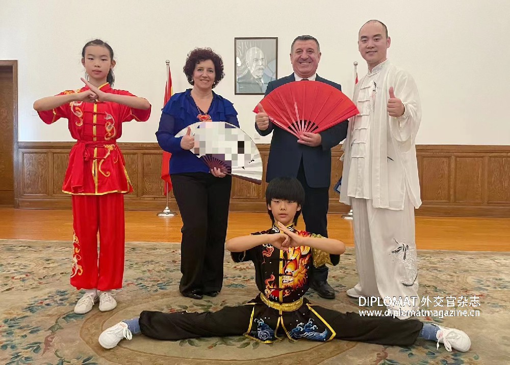 Visit to the Albanian Embassy in China