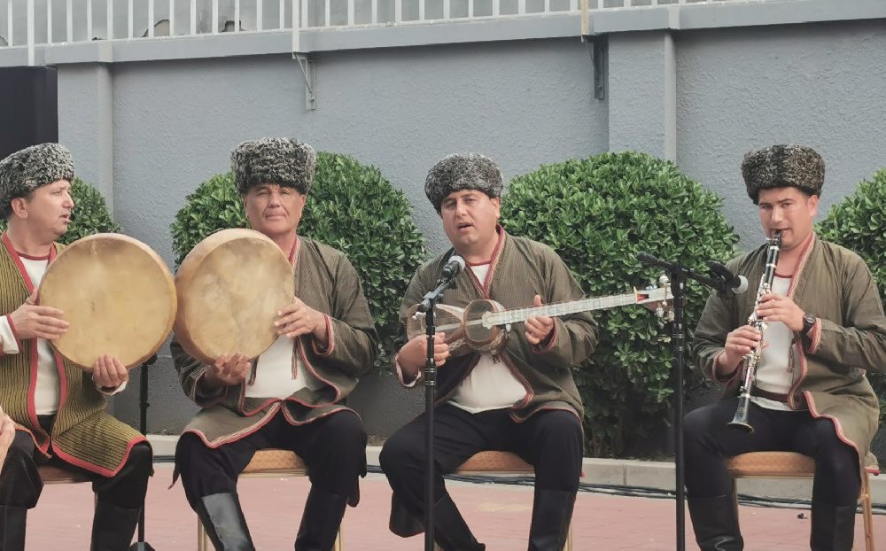 “乌兹别克斯坦教育、文化、艺术和旅游之夜”在京举办